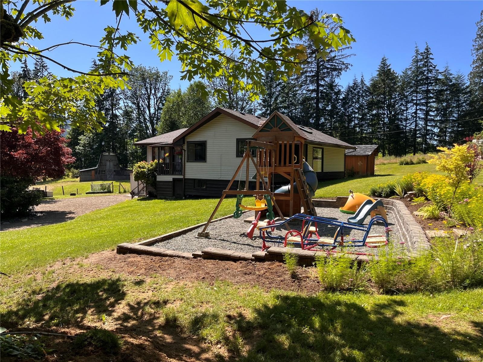 973 Island Hwy, Sayward, BC
