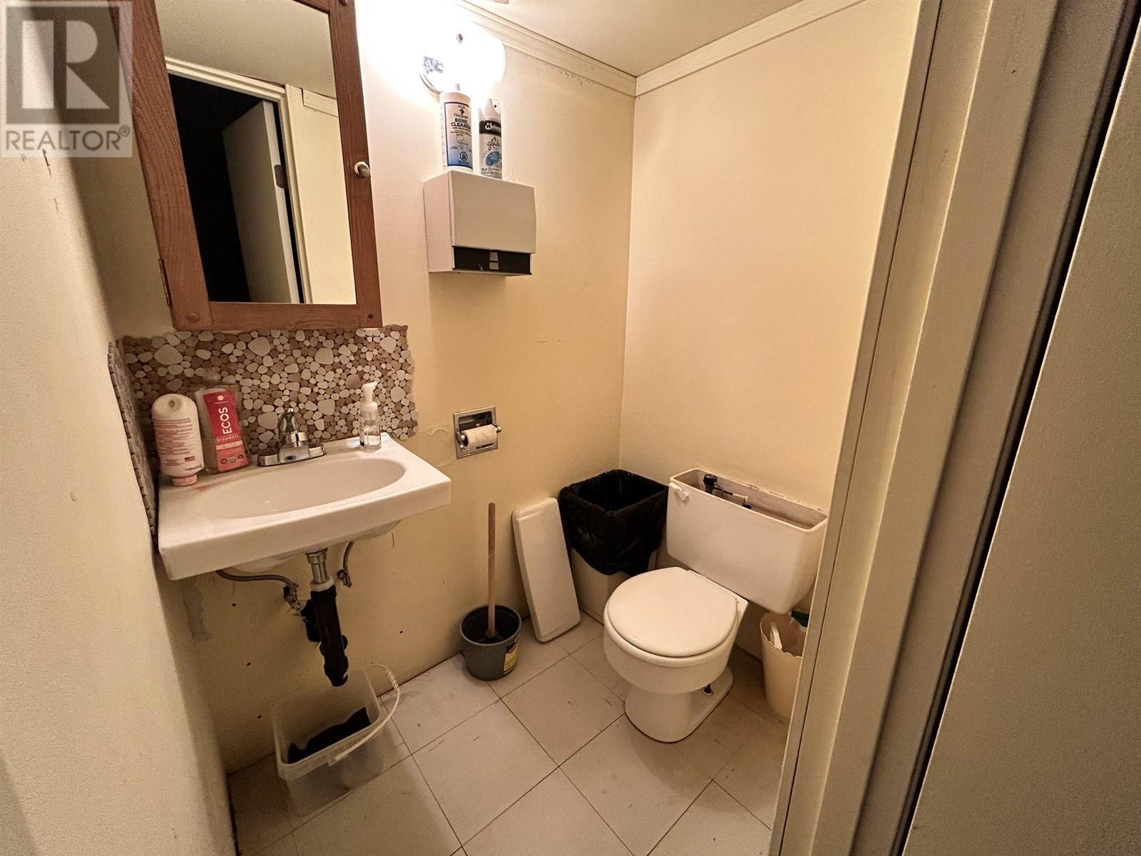 10321 Gething Street, Hudsons Hope, BC