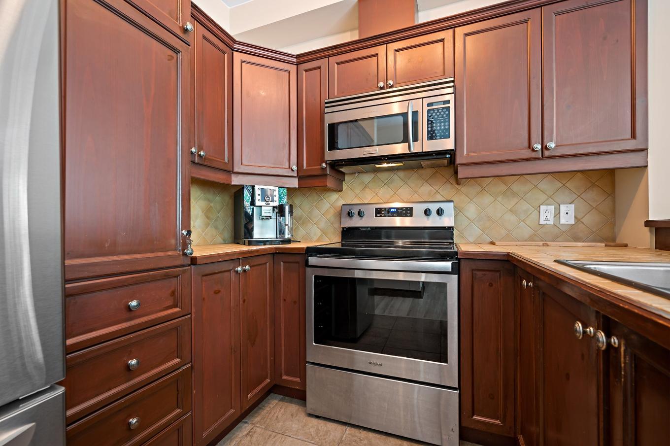 Kitchen - 10-300 Rue Du Mont-Plaisant, Mont-Tremblant, QC - Indoor Photo Showing Kitchen