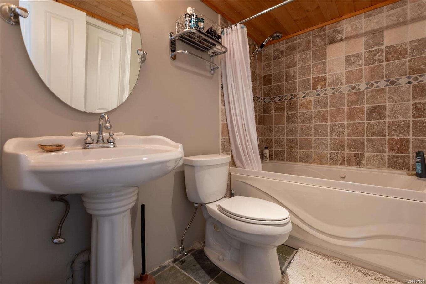 7941 Plumper Way, Pender Island, BC