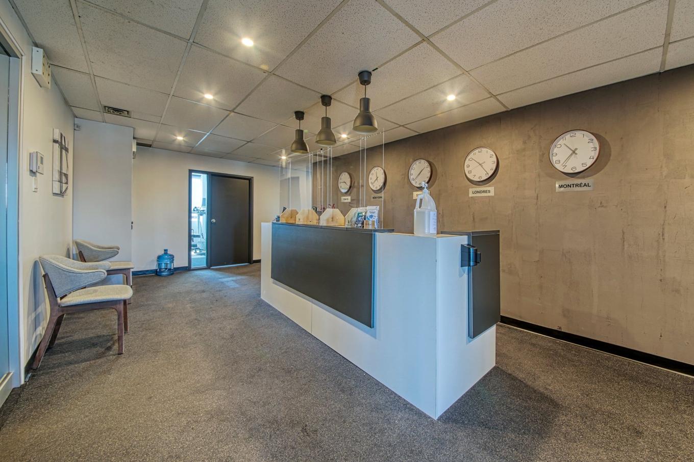 Bureau - 410-465 Av. Victoria, Saint-Lambert, QC