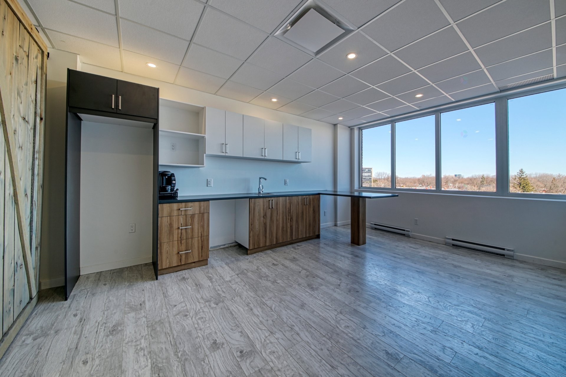 Office - 410-465 Av. Victoria, Saint-Lambert, QC - Indoor