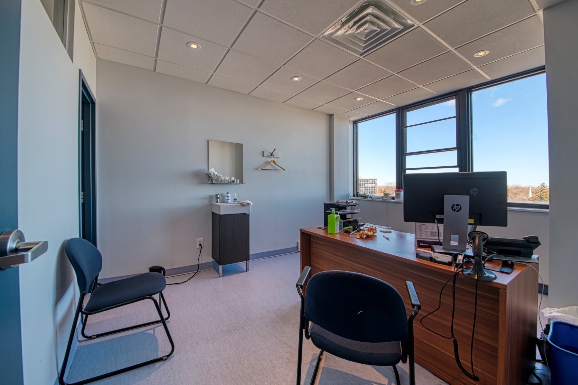 Office - 410-465 Av. Victoria, Saint-Lambert, QC - Indoor Photo Showing Office