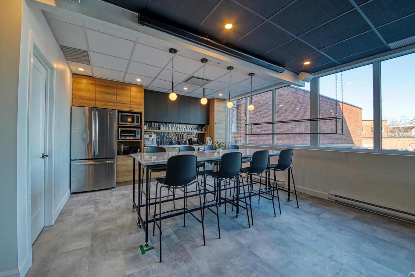 Bureau - 410-465 Av. Victoria, Saint-Lambert, QC