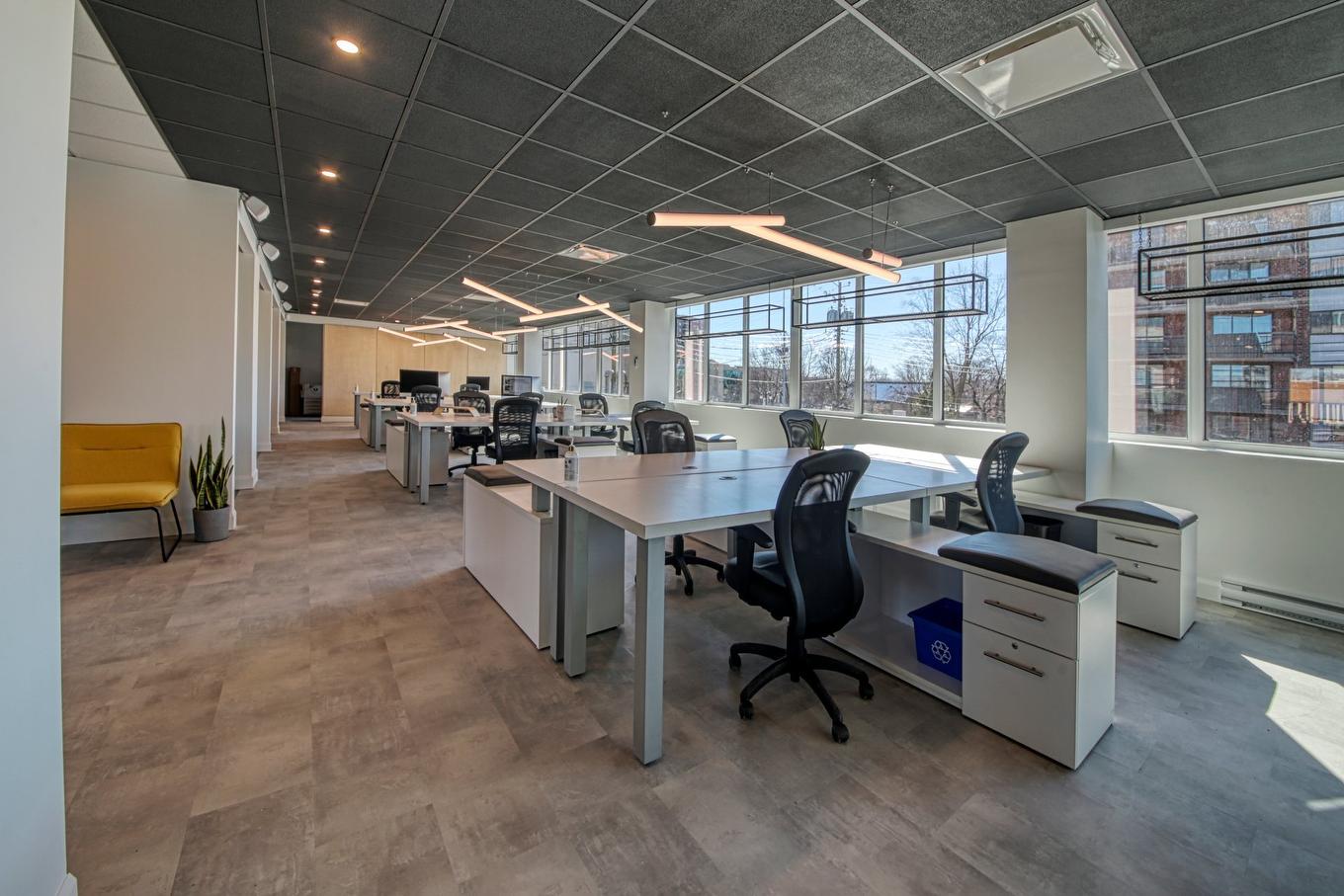 Bureau - 410-465 Av. Victoria, Saint-Lambert, QC