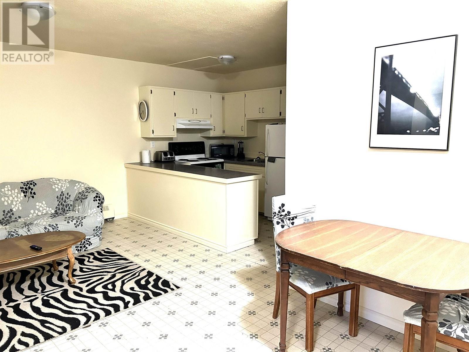 10321 Gething Street, Fort St. John, BC - Indoor