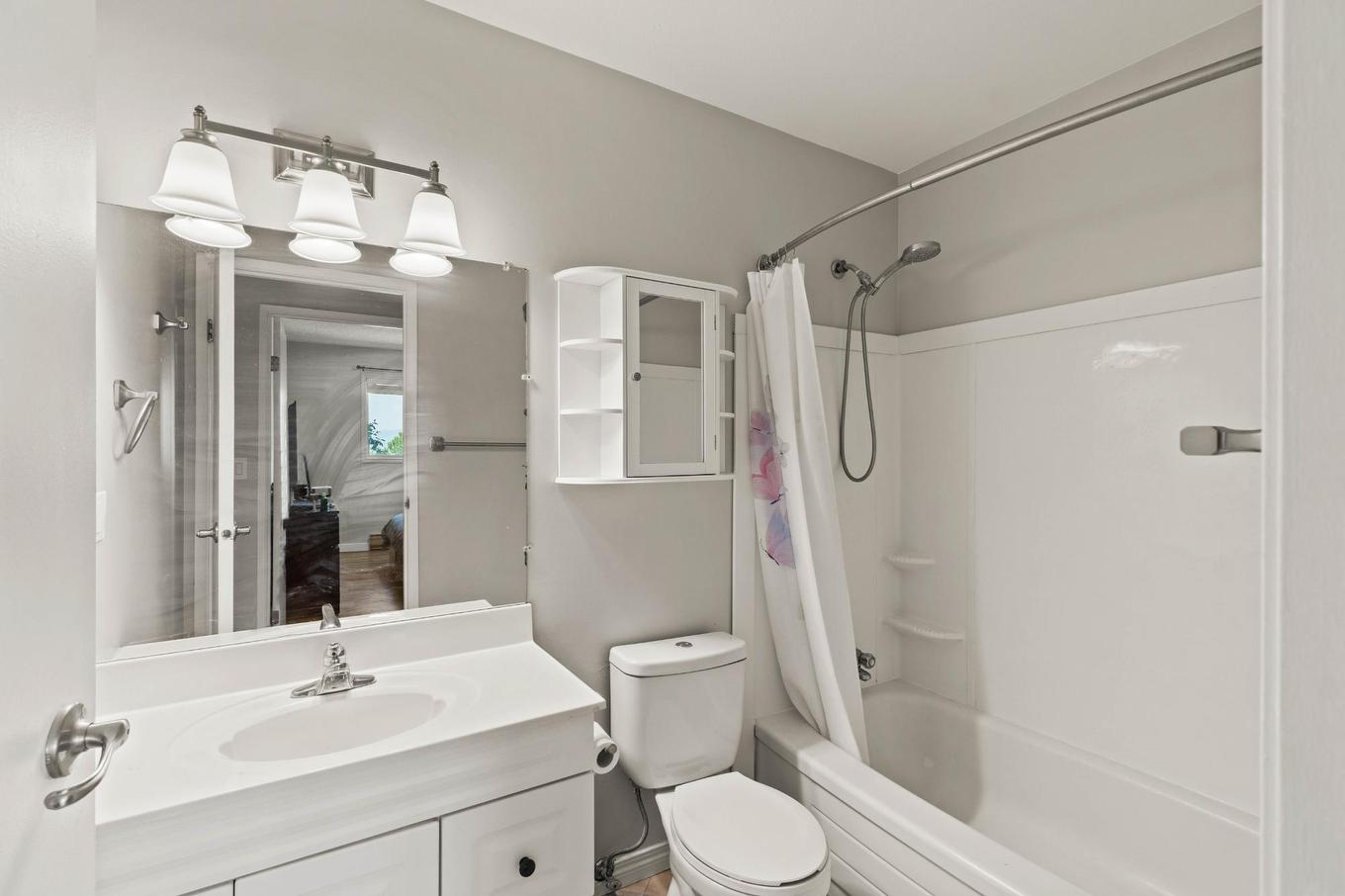 19-1810 Summit Drive, Kamloops, BC