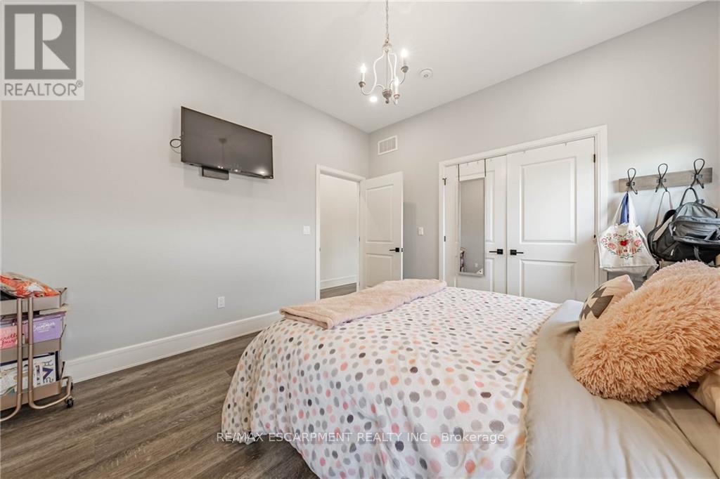 4 Middleport Road, Brant, ON - Indoor Photo Showing Bedroom