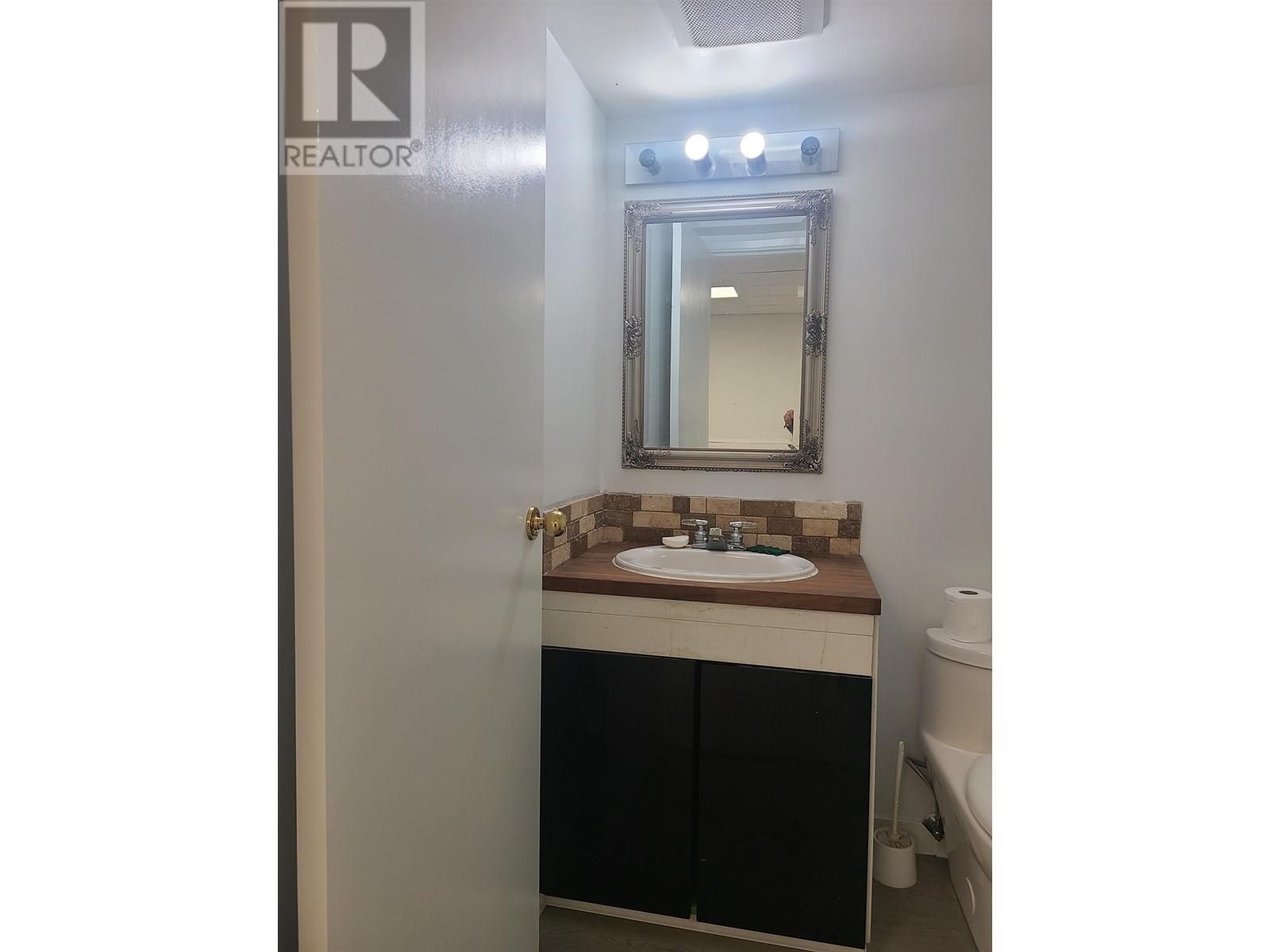 138 (Up) 12838 Clarke Place, Richmond, BC