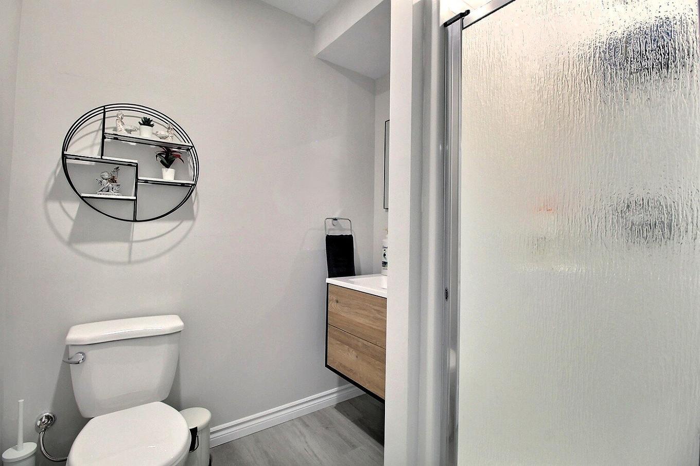 Salle de bains - 6296 Rue Principale, Sainte-Croix, QC - Indoor Photo Showing Bathroom