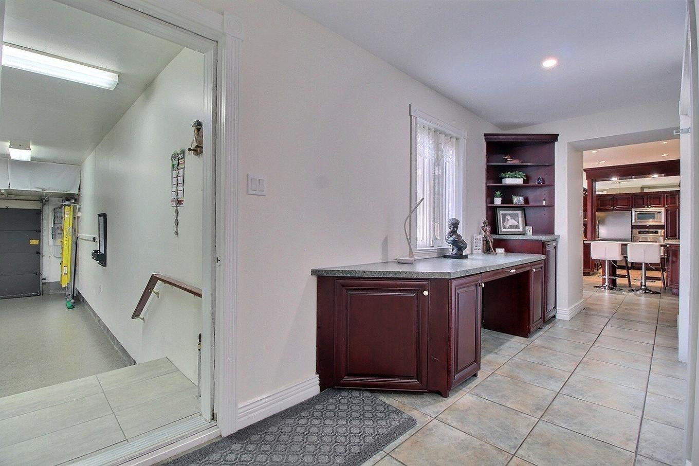 Corridor - 6296 Rue Principale, Sainte-Croix, QC - Indoor Photo Showing Other Room