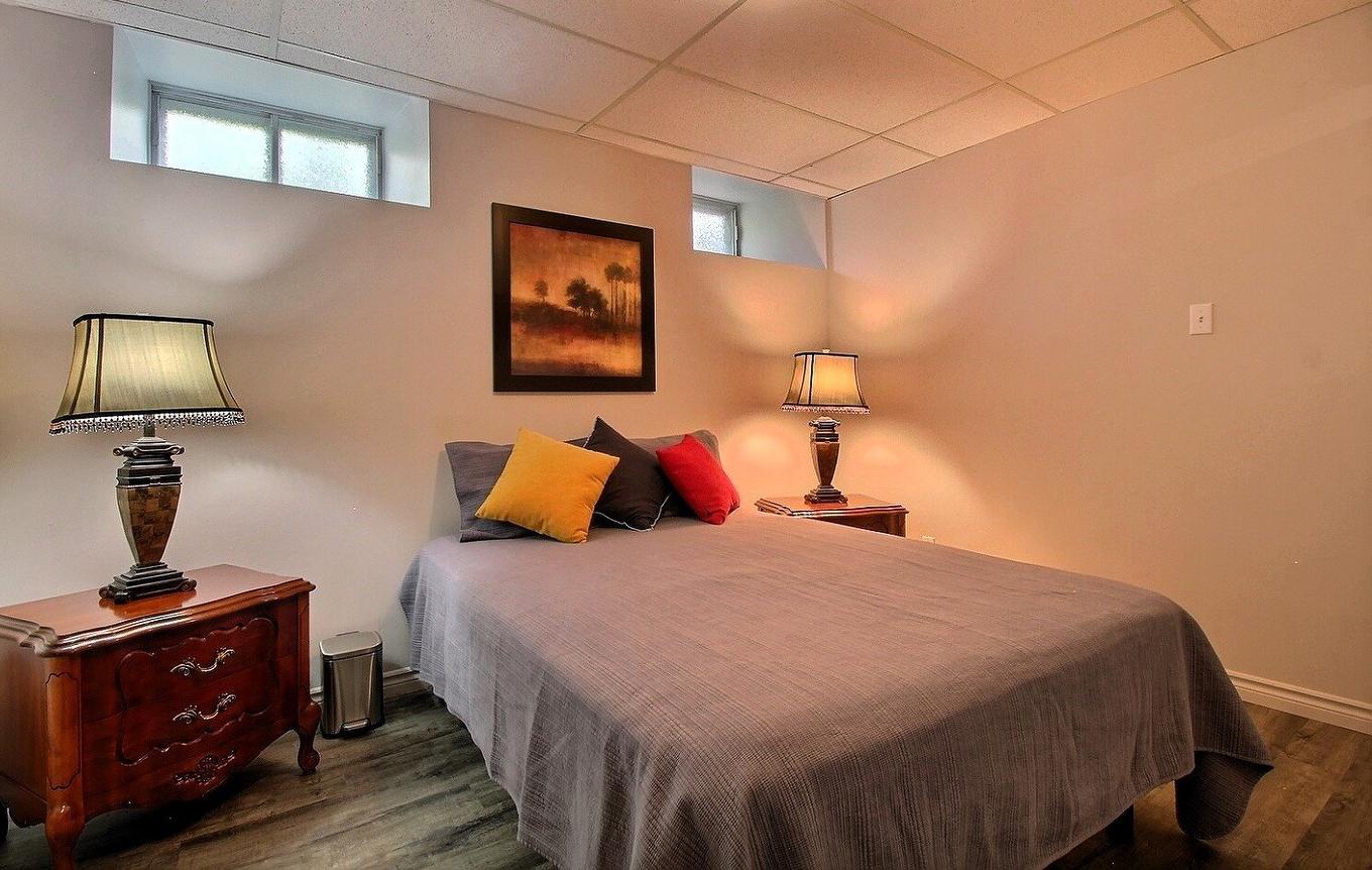 Bureau - 6296 Rue Principale, Sainte-Croix, QC - Indoor Photo Showing Bedroom