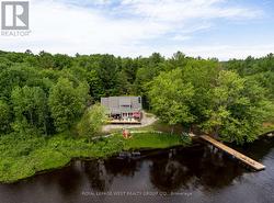 1078 WOODWINDS ROAD Muskoka Lakes, ON P1P 1R2