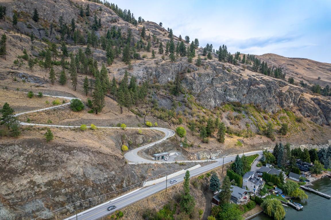 8201 Tronson Road, Vernon, BC