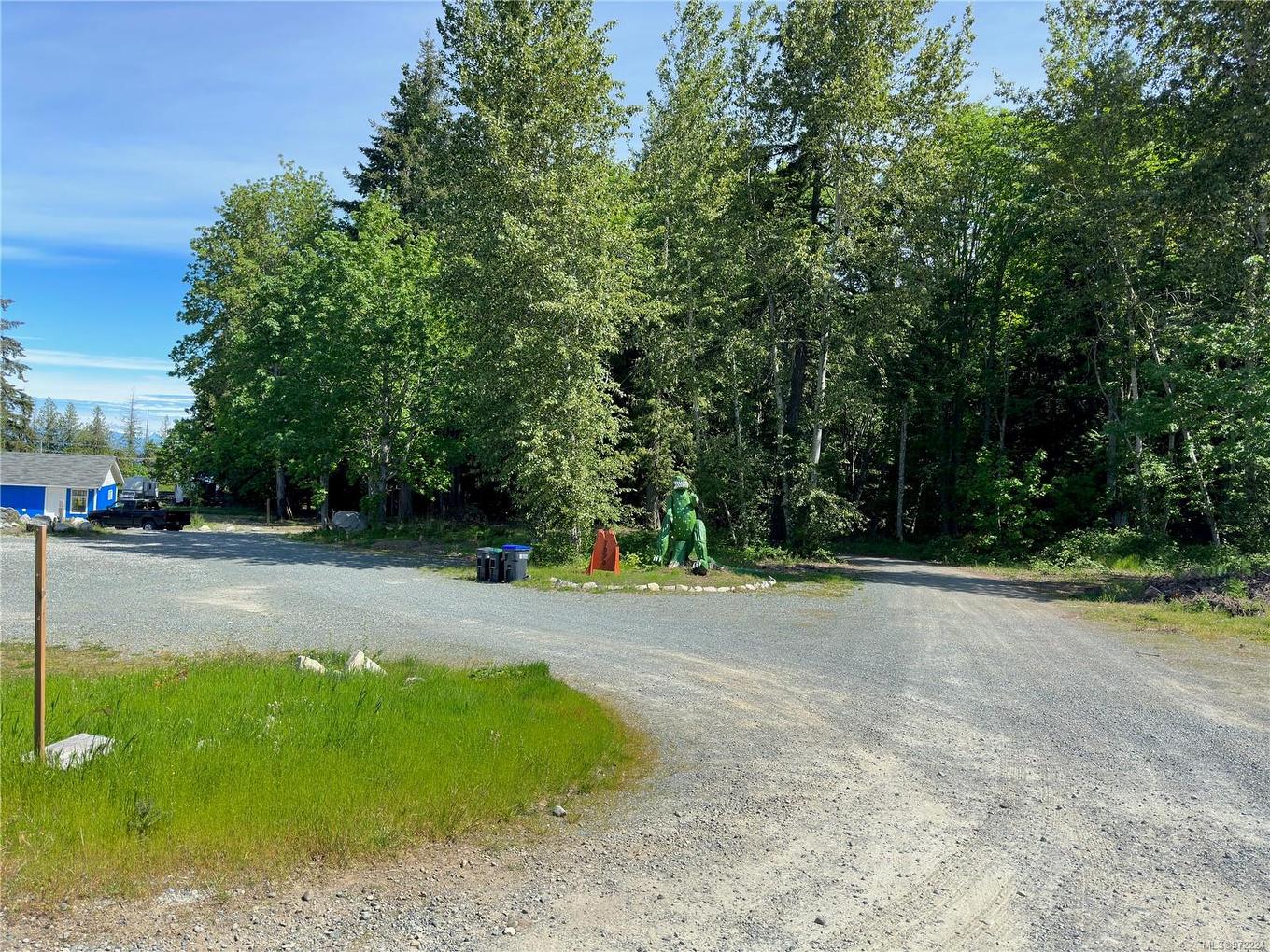 7886 Clark Dr, Lantzville, BC