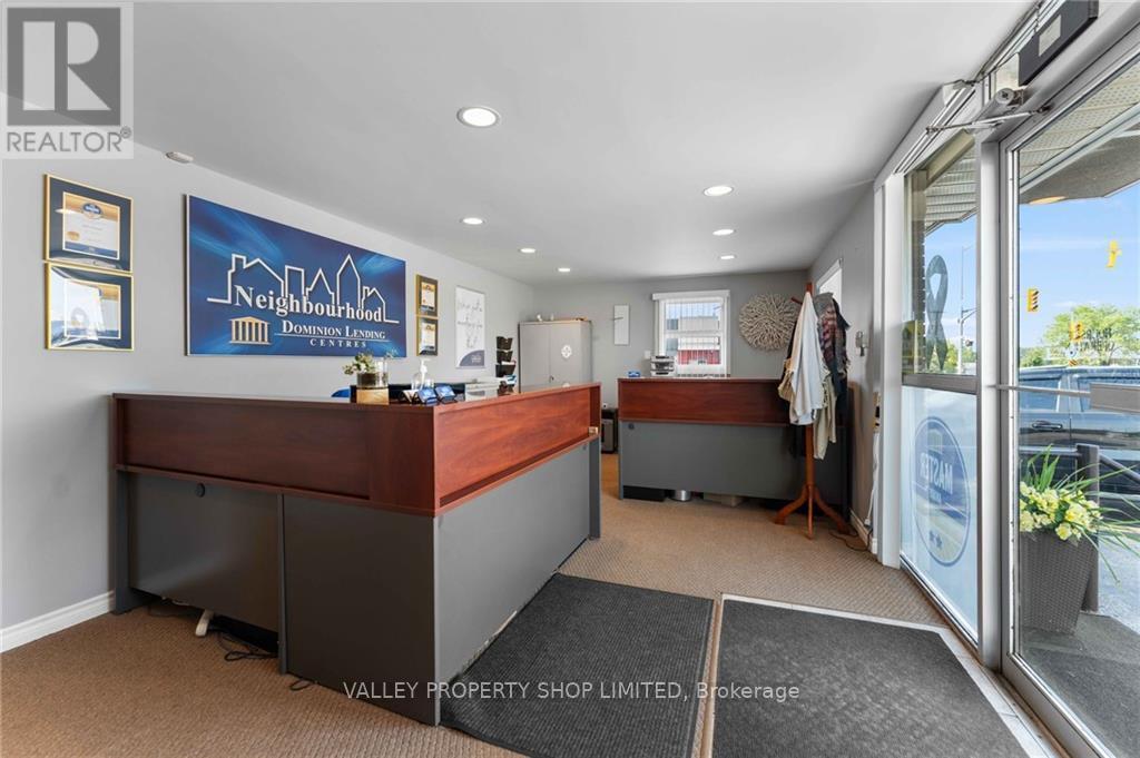 3436 Petawawa Boulevard, Petawawa, ON