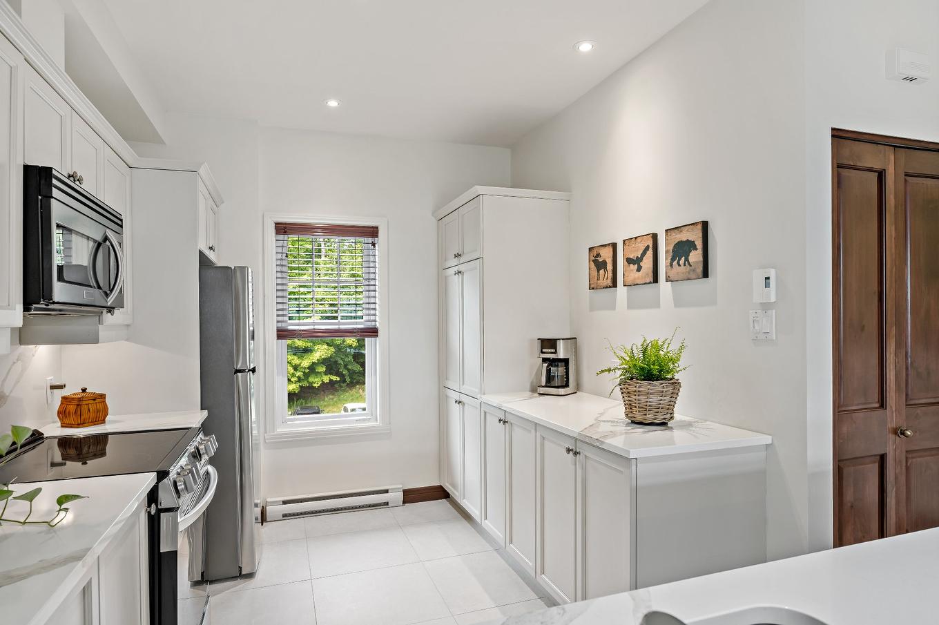 Kitchen - 5-290 Rue Du Mont-Plaisant, Mont-Tremblant, QC - Indoor