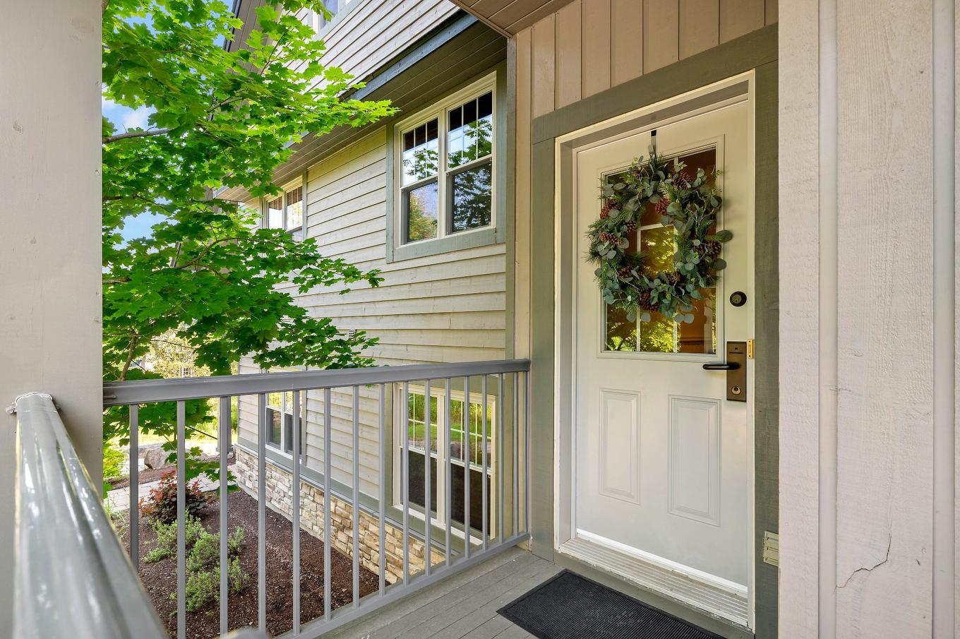 Exterior entrance - 5-290 Rue Du Mont-Plaisant, Mont-Tremblant, QC - Outdoor With Exterior