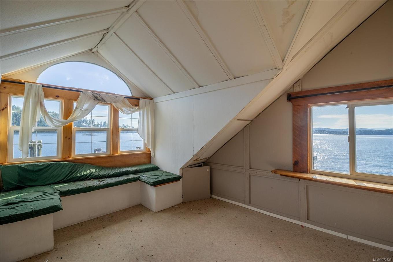 1201 Port Washington Rd, Pender Island, BC