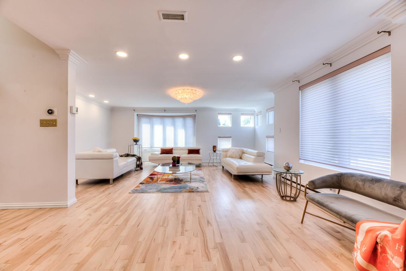 Salle familiale - 5782 Rue Fleet, Hampstead, QC - Indoor Photo Showing Living Room