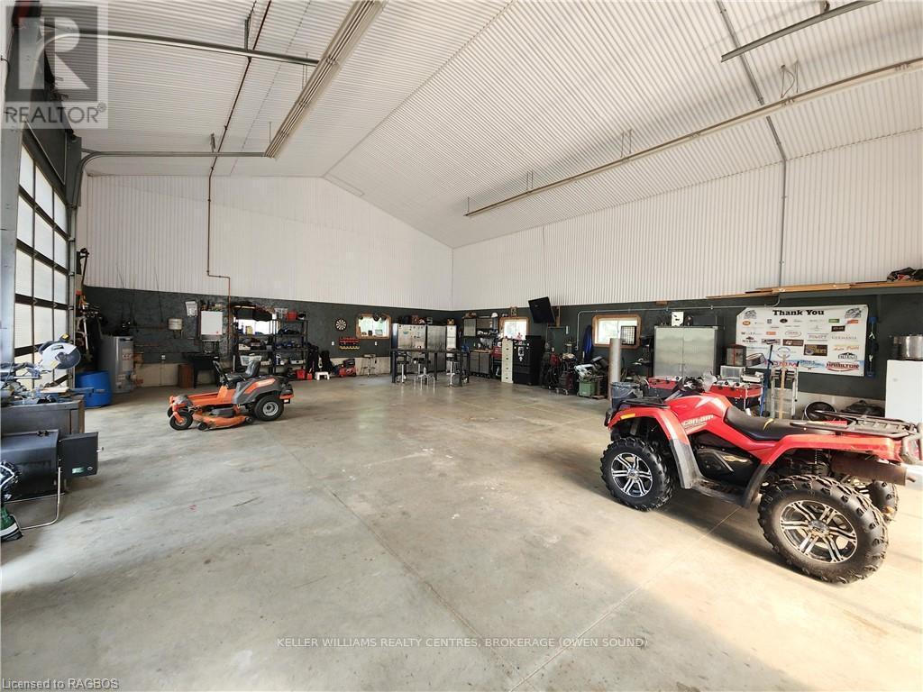 173680 Mulock Road, West Grey, ON - Indoor Photo Showing Garage