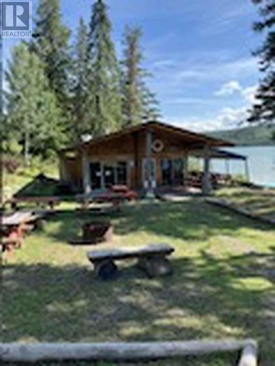 3504 97 Highway, Lac La Hache, BC