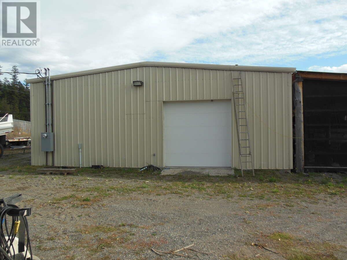3504 97 Highway, Lac La Hache, BC