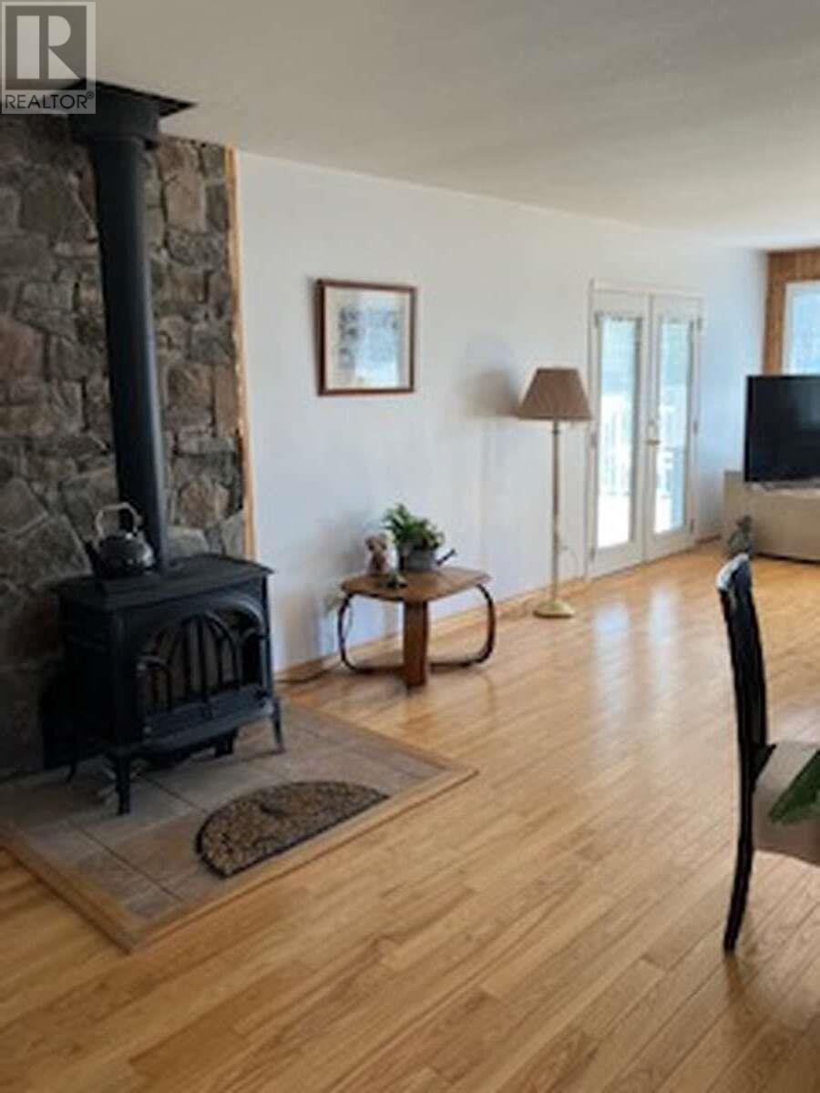 3504 97 Highway, Lac La Hache, BC