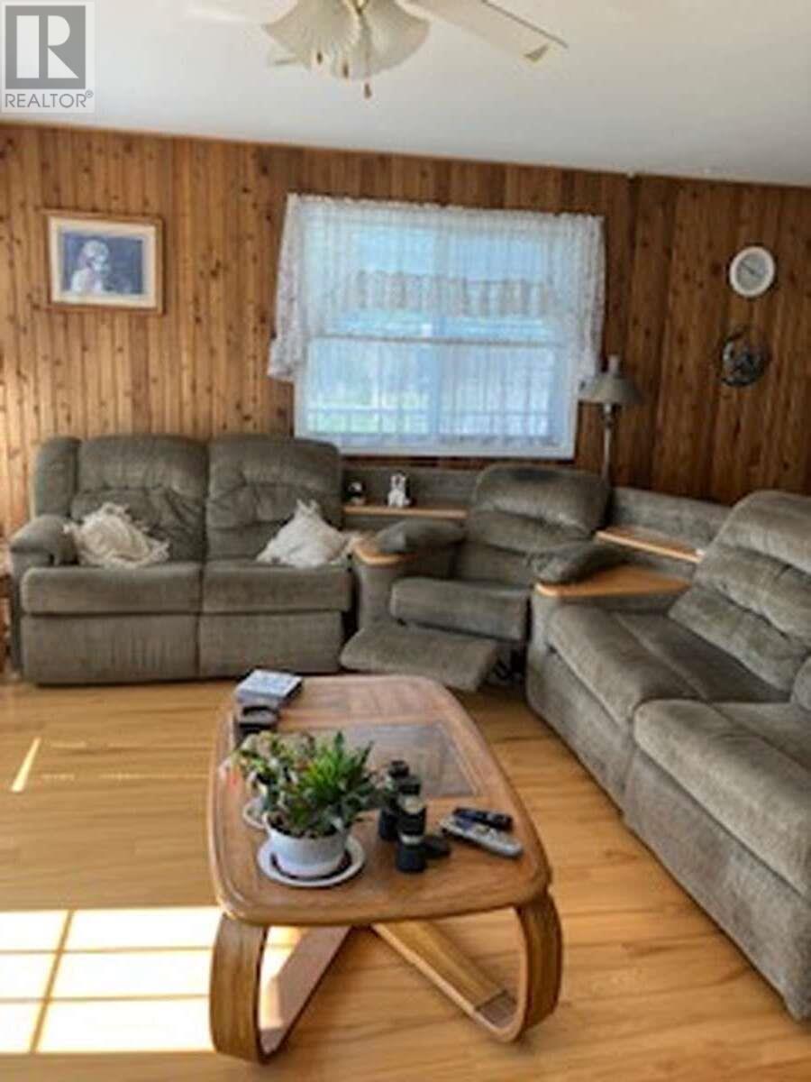 3504 97 Highway, Lac La Hache, BC