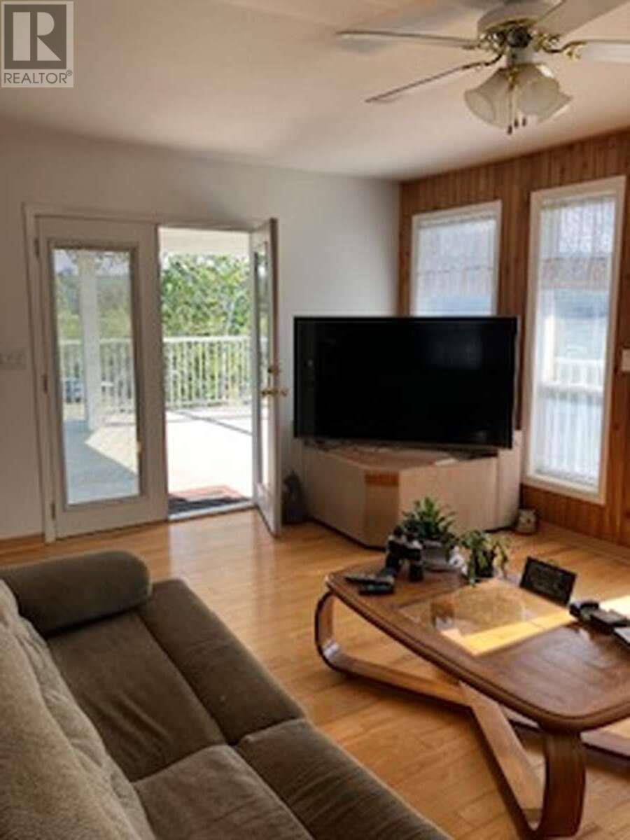 3504 97 Highway, Lac La Hache, BC