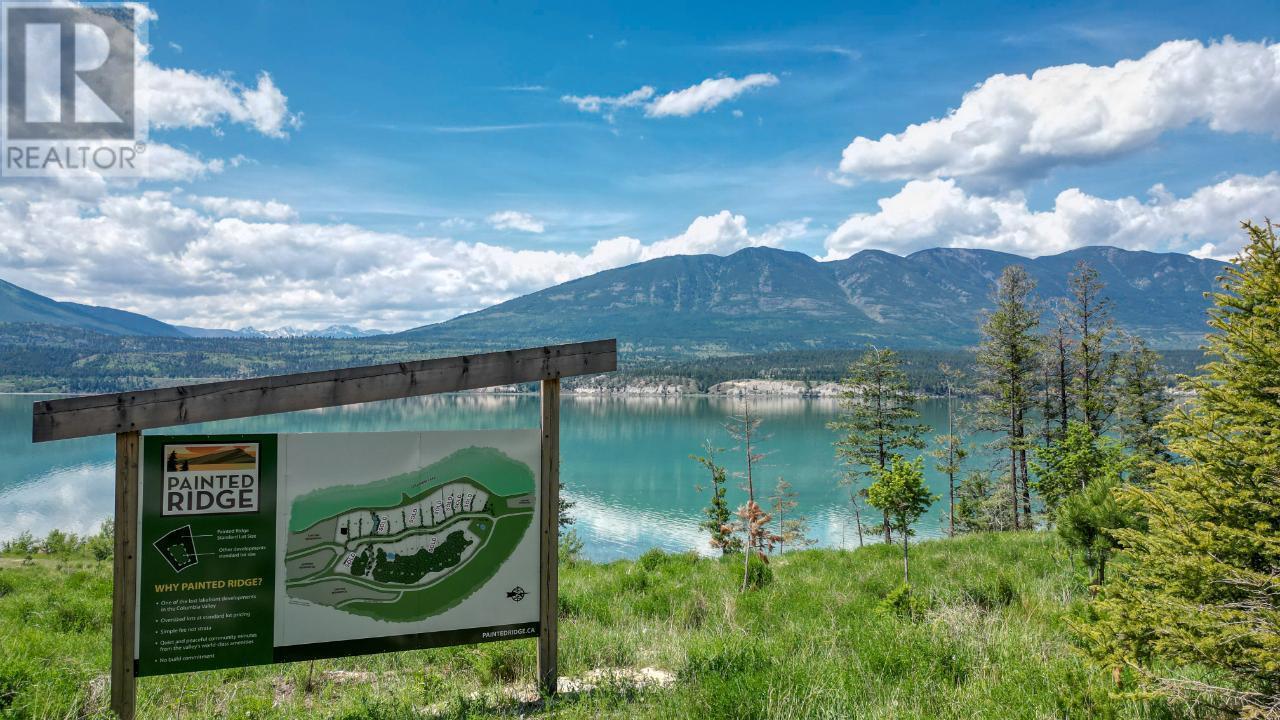 8695 Cottage Lane, Canal Flats, BC