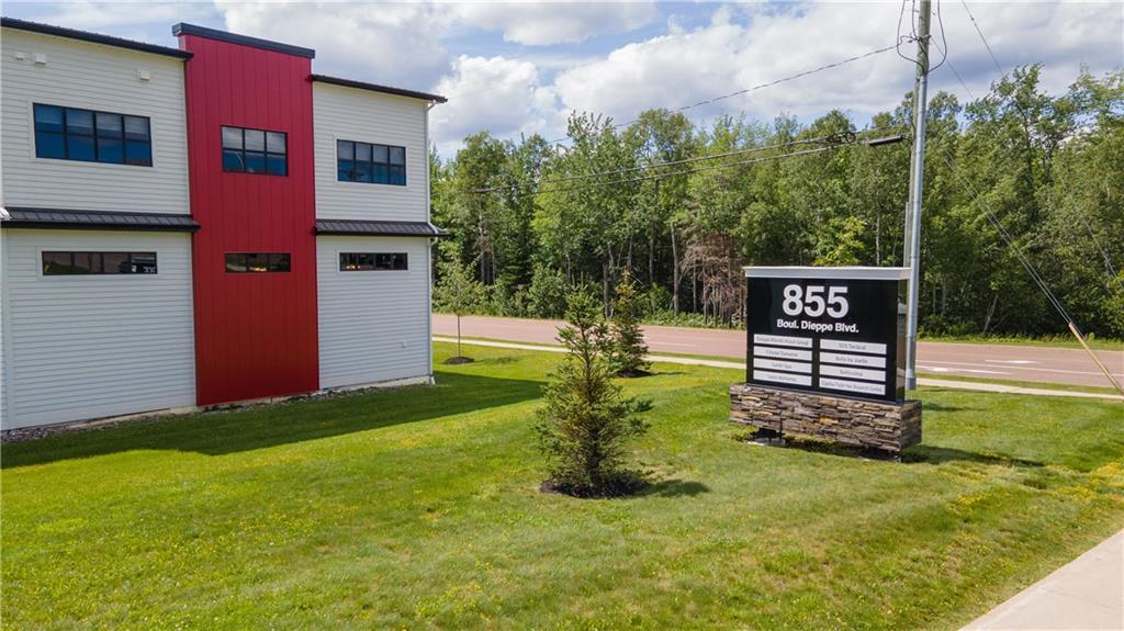 855 Dieppe Blvd, Dieppe, NB