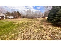 174 Dumaresq Bathurst, NB E2A 1H6