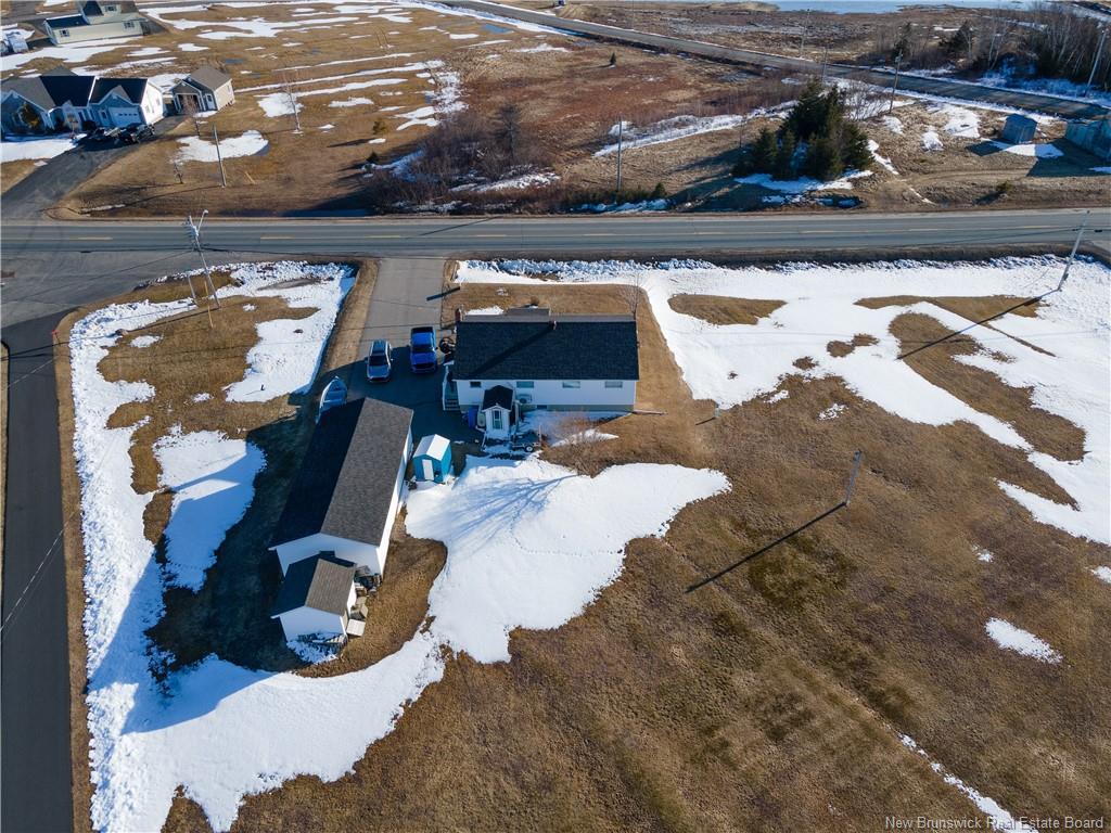 6330 Route 313, Petite-Lamèque, NB