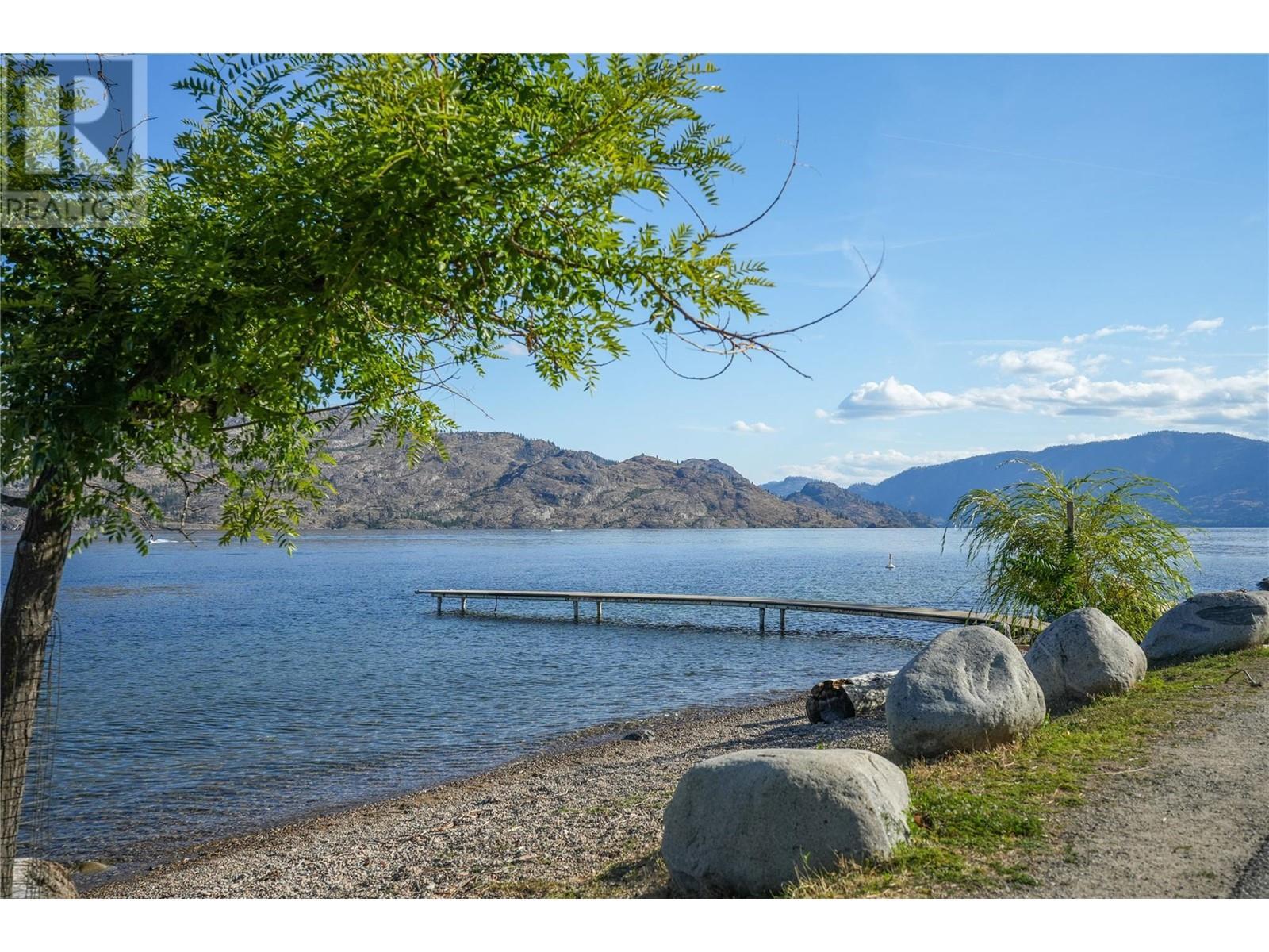 3960 Beach Avenue, Peachland, BC