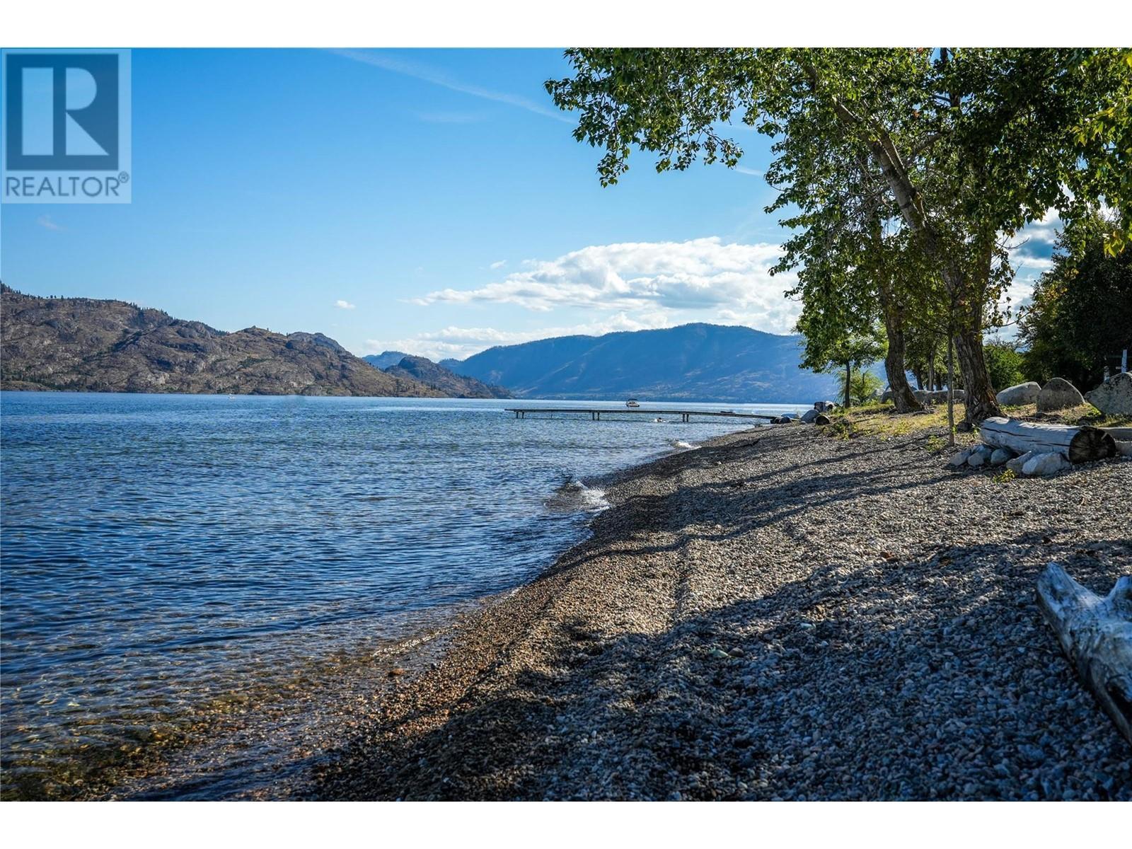 3960 Beach Avenue, Peachland, BC