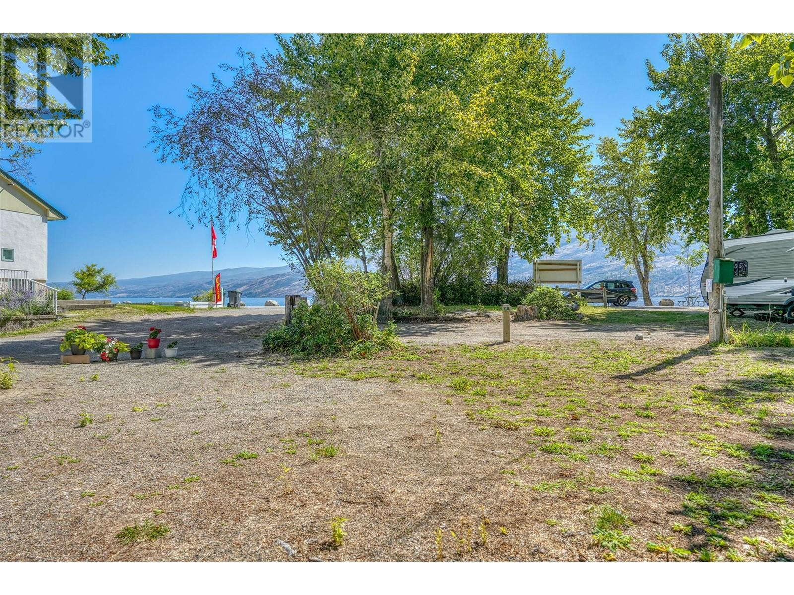 3960 Beach Avenue, Peachland, BC