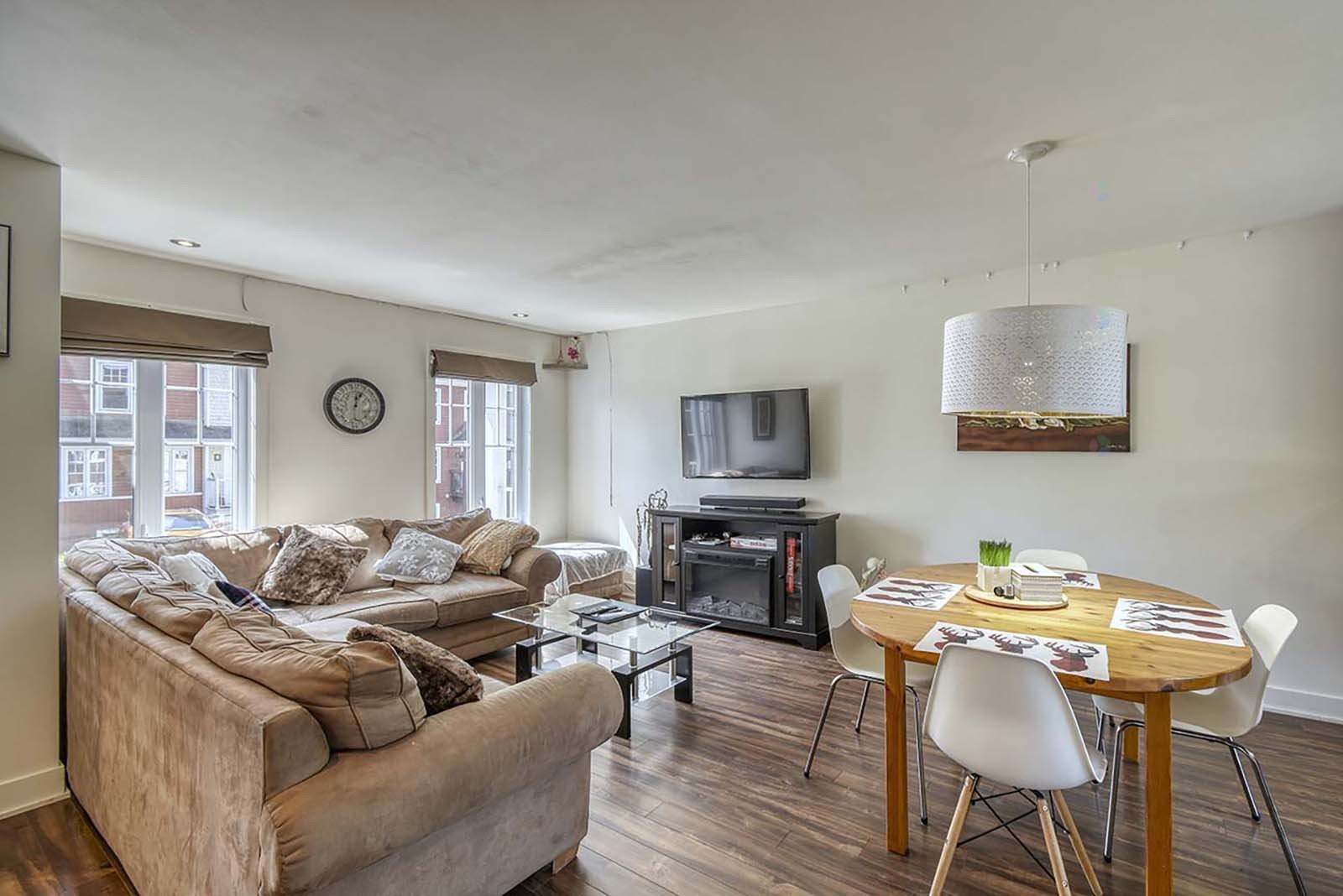 Living Room - 4-1297 Rue Labelle, Mont-Tremblant, QC - Indoor Photo Showing Living Room