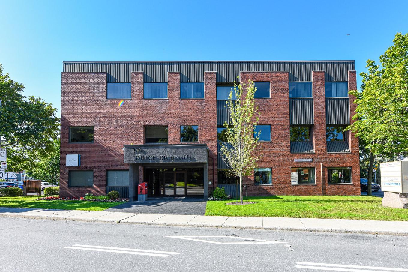 Frontage - 300-370Z Ch. De Chambly, Longueuil (Le Vieux-Longueuil), QC - Outdoor With Facade