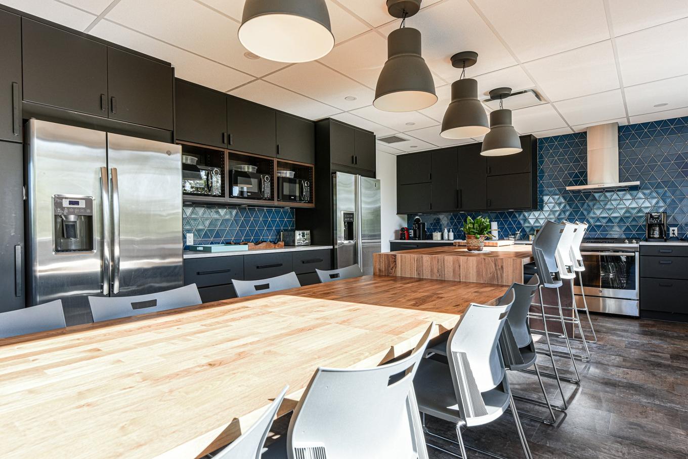 Kitchen - 300-370Z Ch. De Chambly, Longueuil (Le Vieux-Longueuil), QC - Indoor