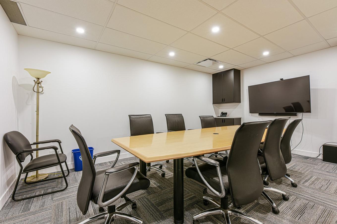Conference room - 300-370Z Ch. De Chambly, Longueuil (Le Vieux-Longueuil), QC - Indoor Photo Showing Other Room