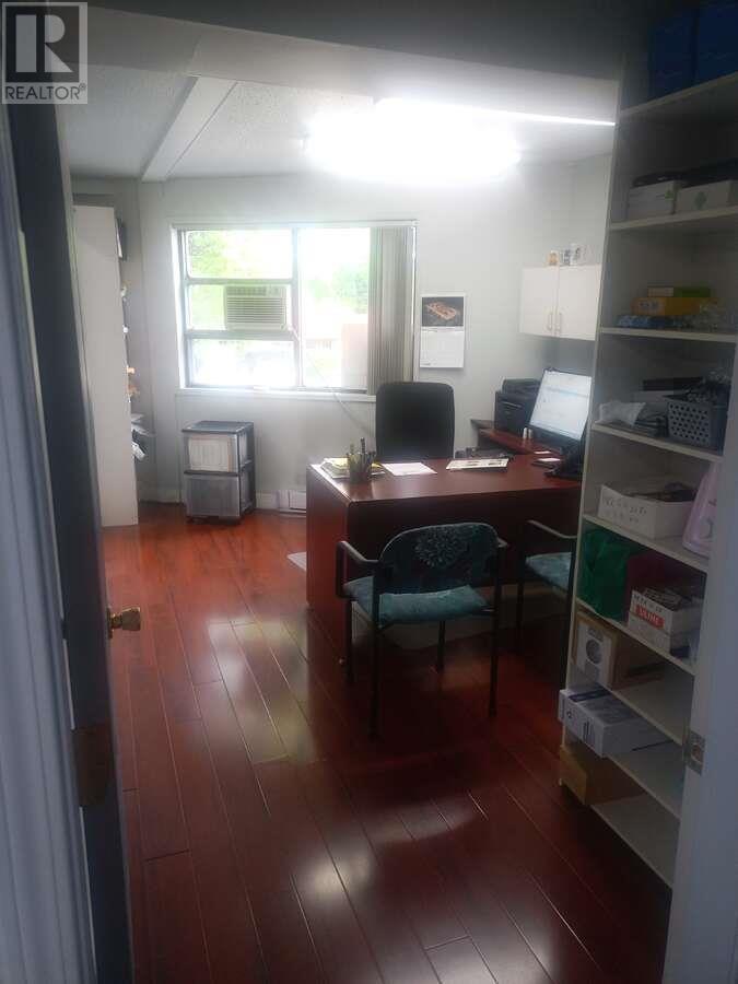 1872 Kingsway, Vancouver, BC