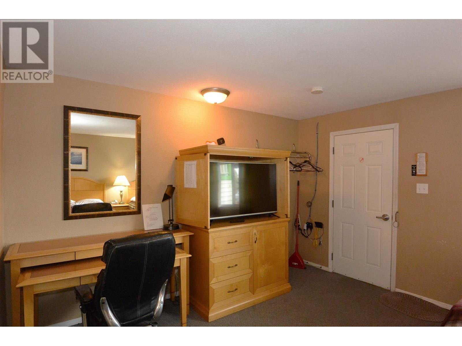 4444 10Th Avenue, New Hazelton, BC