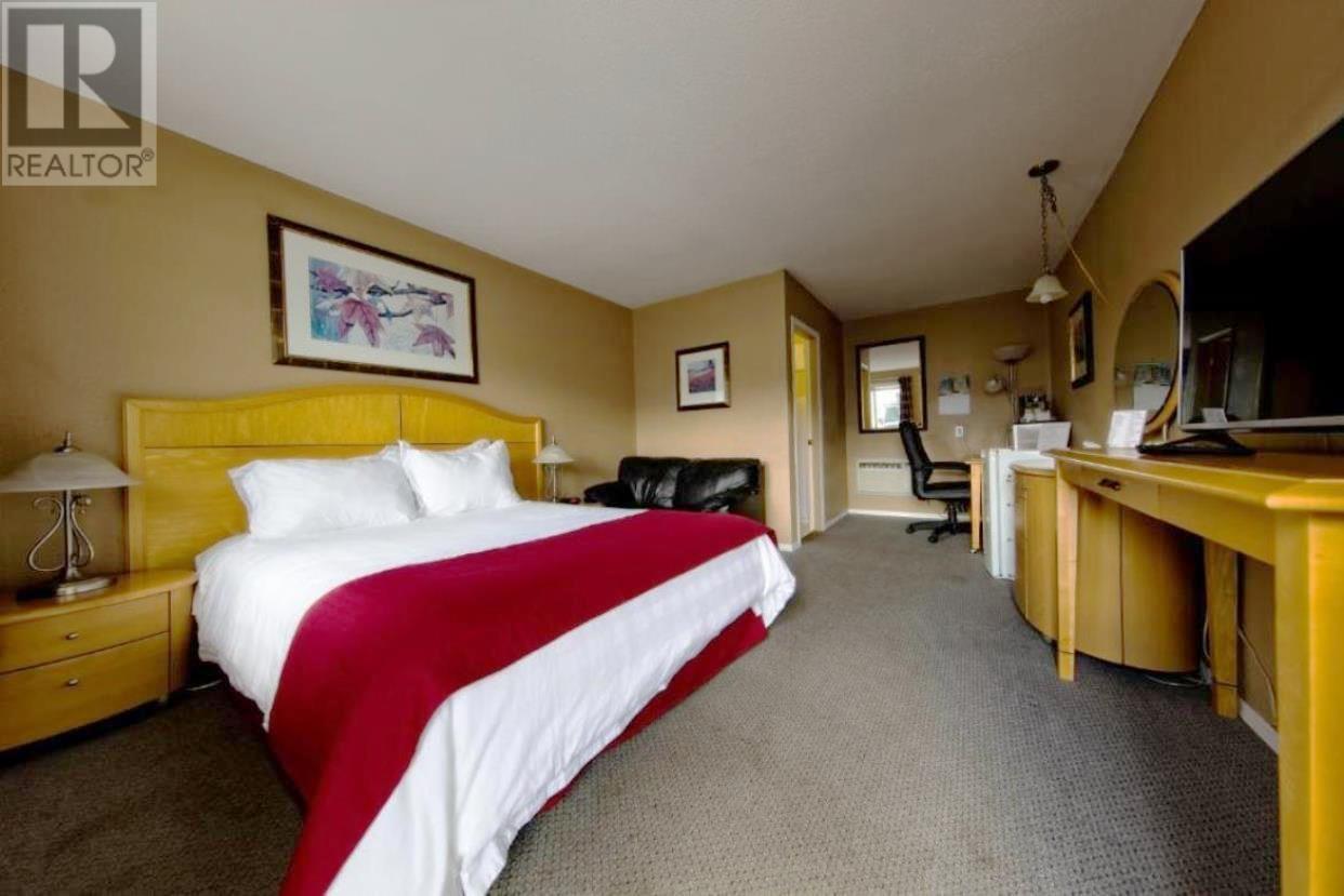 4444 10Th Avenue, New Hazelton, BC