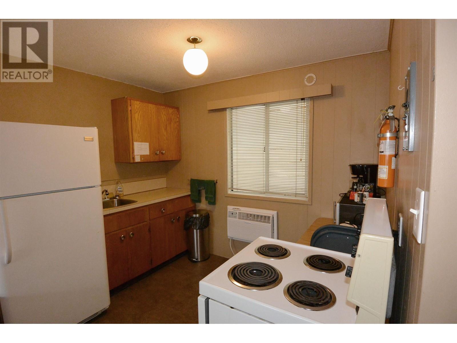 4444 10Th Avenue, New Hazelton, BC