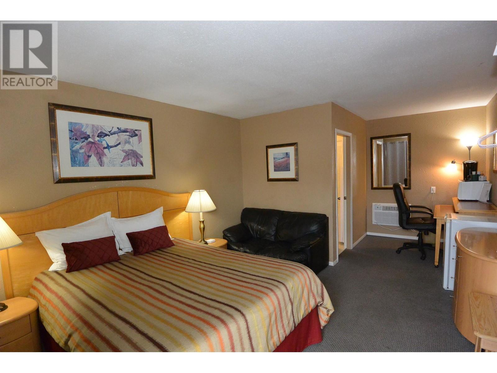 4444 10Th Avenue, New Hazelton, BC