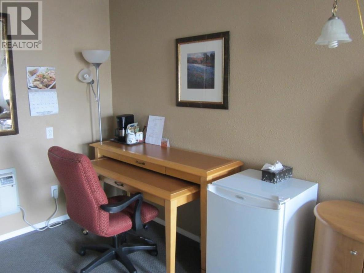 4444 10Th Avenue, New Hazelton, BC