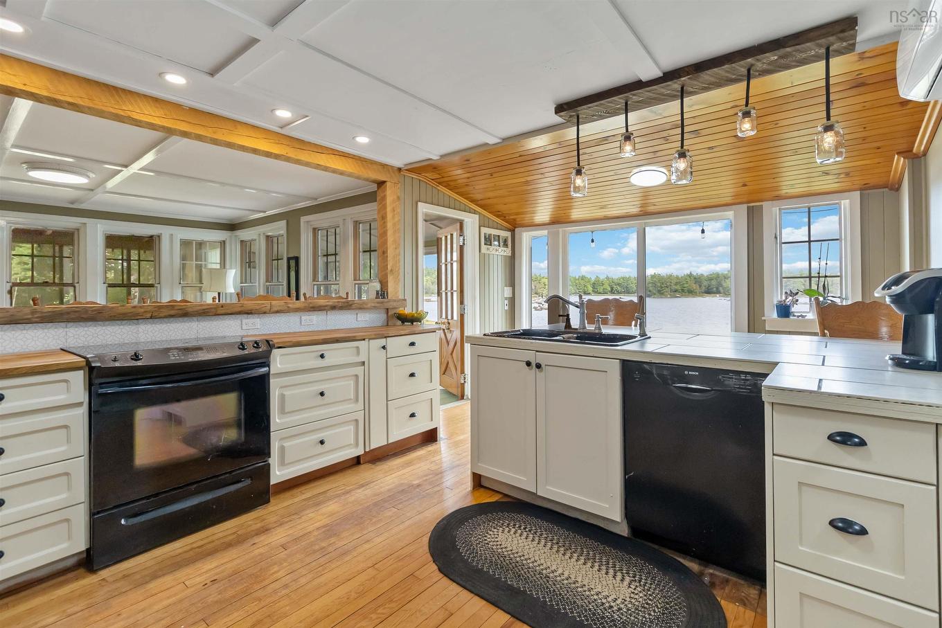 7602 Highway 8, South Brookfield, NS