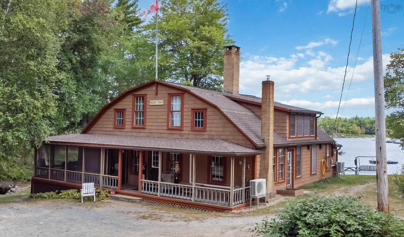 7602 Highway 8, South Brookfield, NS