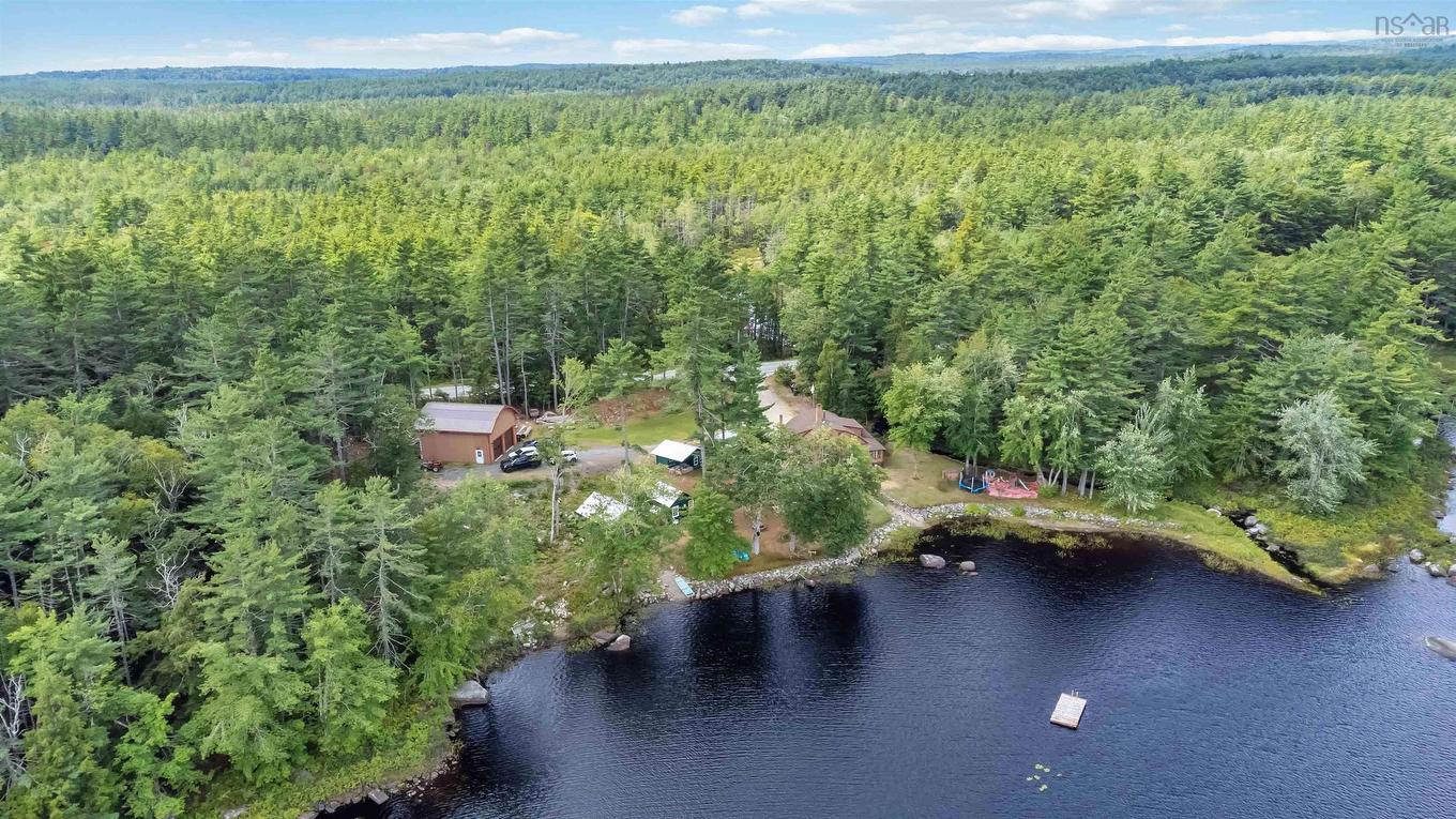 7602 Highway 8, South Brookfield, NS